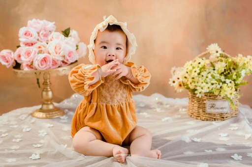 供卵中介机构有哪些六个月宝宝的发育标准 供卵中介机构有哪些六个月宝宝的发育标准